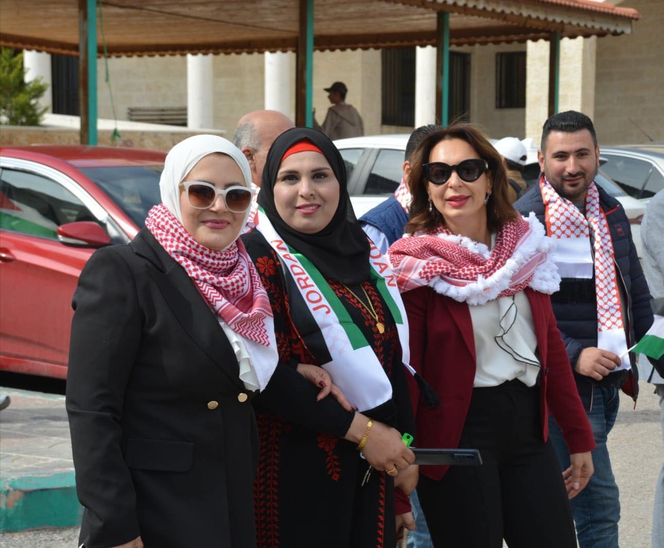 الاحتفال بيوم العلم